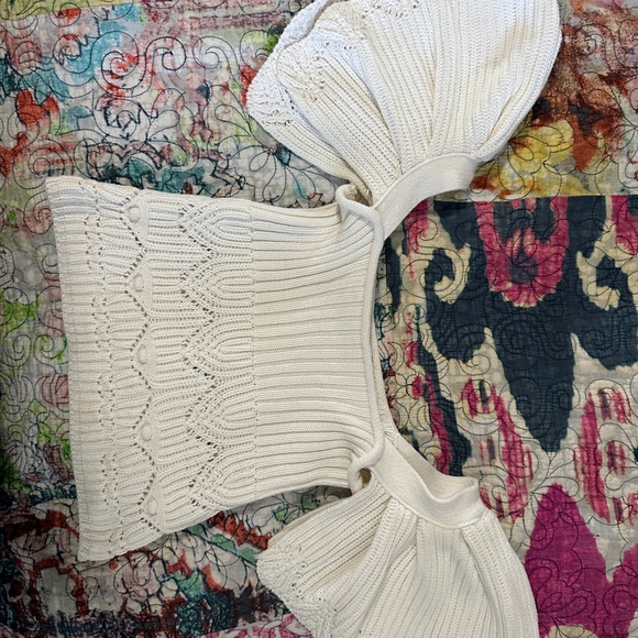 Zara Cream Off-the-Shoulder Sweater - Picture 1 of 5